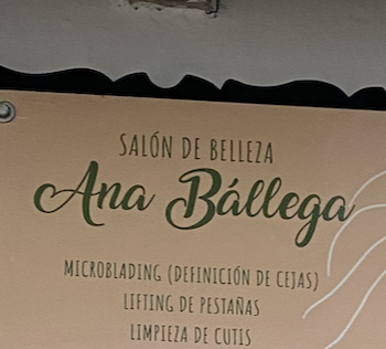 Ana Bállega - Salón De Belleza - Villanueva De La Vera